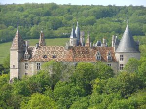 Château en Côte de Beaune - Le Clan des Sens